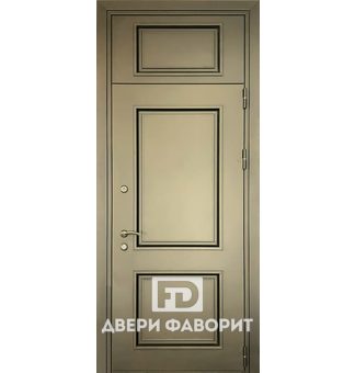 Дверь недорогая входная с верхней вставкой